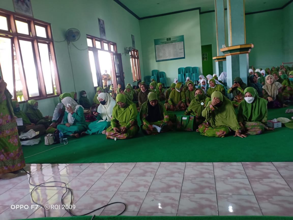 Muslimat NU: Santri Bangun Kebersamaan Junjung NKRI