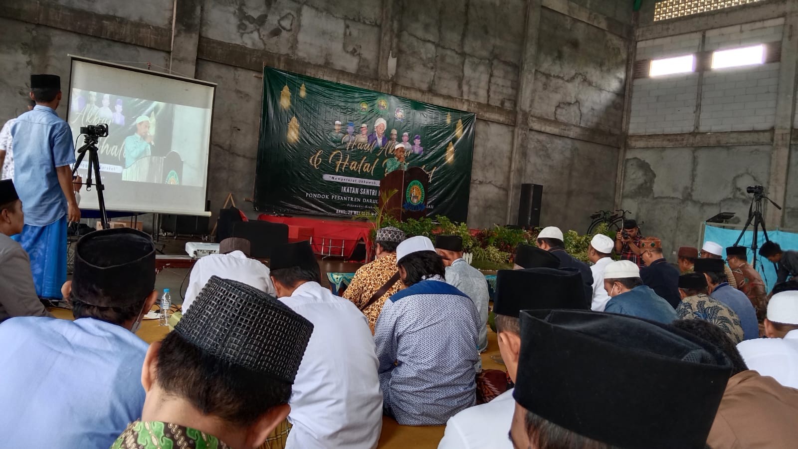 Ribuan Alumni dan Simpatisan Hadiri Haul Akbar Pesantren Darul Lughah Wal Karomah